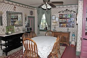 Carriage Stop Bed & Breakfast