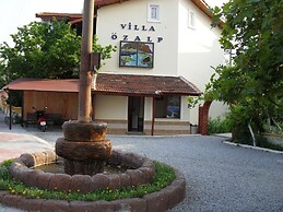 Villa Ozalp Apartments