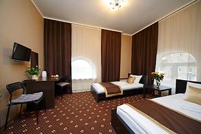 Apelsin Hotel on Park Pobedy