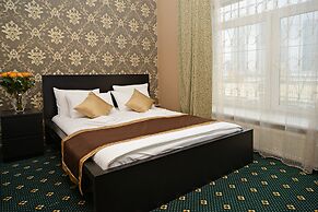 Apelsin Hotel on Park Pobedy