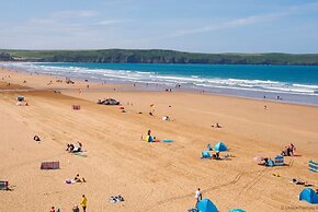 Ilfracombe Cheyne Beach Villa 2 Bedrooms