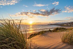 Ilfracombe Cheyne Beach Villa 2 Bedrooms