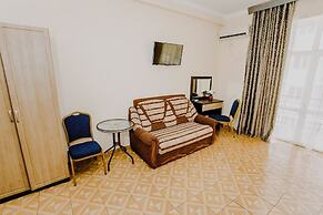 Mandarin Hotel