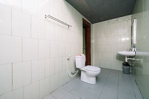 D and B Bungalow's by DeWizZ Management