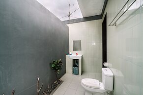 D and B Bungalow's by DeWizZ Management