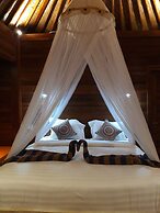 Sea Bridge Villa Ceningan