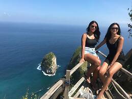 Sea Bridge Villa Ceningan