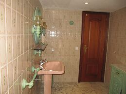 Alfalfa Deluxe Suite by Valcambre