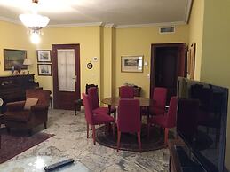 Alfalfa Deluxe Suite by Valcambre