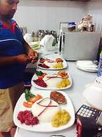 SURF AND SAND Hotel - Arugam Bay