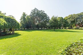 James Joyce Suite - hiphipstay