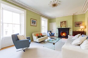 James Joyce Suite - hiphipstay