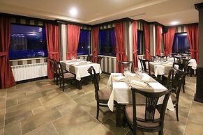 Royal Park Hotel & Apartments