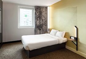 B&B HOTEL PARIS Gennevilliers Asnières