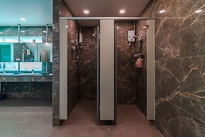 The Victory View - Hostel - Adults only