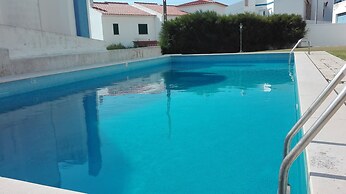 Ericeira Pool & Sea