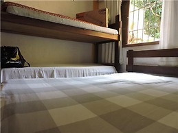 Yellow House Palmeiras Beach Caraguá