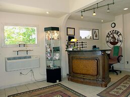 Carter Mountain Motel