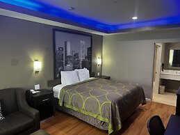Super 8 by Wyndham Houston Northwest Cypress