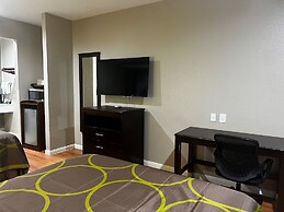 Super 8 by Wyndham Houston Northwest Cypress