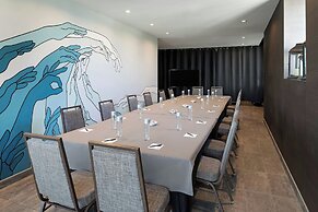 AC Hotel by Marriott Beverly Hills