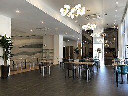 Gangneung City Hotel