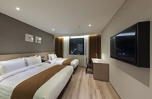 Gangneung City Hotel