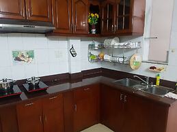 Drop By Saigon Hostel