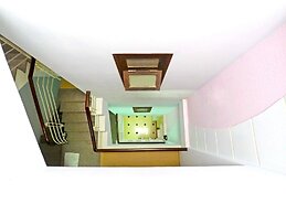 Drop By Saigon Hostel