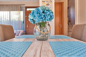 Elegant Maisonette Garden near Beach