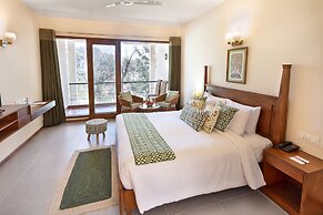 Suryavilas Luxury Resort & Spa