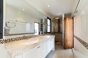 Asia Baan 10 pool Villas