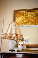 Al Centro Luxury Home