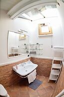 Al Centro Luxury Home