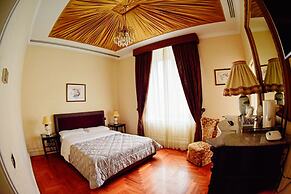 Al Centro Luxury Home