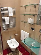 Al Centro Luxury Home