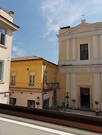 Al Centro Luxury Home