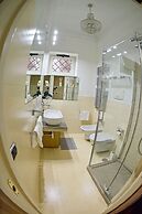 Al Centro Luxury Home