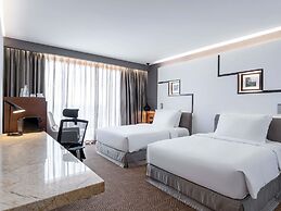 Mövenpick Hotel & Convention Centre KLIA
