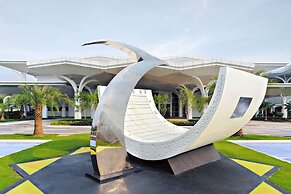 Mövenpick Hotel & Convention Centre KLIA