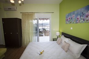 Paraskevi's Luxury Studios