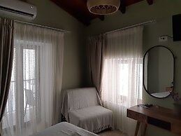 Paraskevi's Luxury Studios