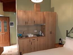 Paraskevi's Luxury Studios