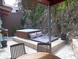 Paraskevi's Luxury Studios