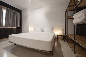 Piraeus Premium Suites