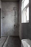 Piraeus Premium Suites