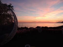 Palmina Mare Villa and Studios