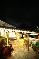 Palmina Mare Villa and Studios