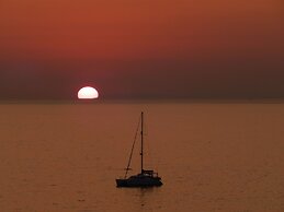 Palmina Mare Villa and Studios