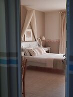 Palmina Mare Villa and Studios